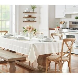 Elegant White Tablecloth for Dining Table